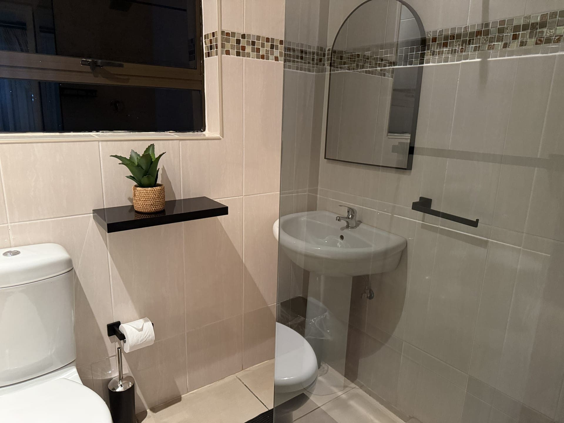 Deluxe Room – photo 2